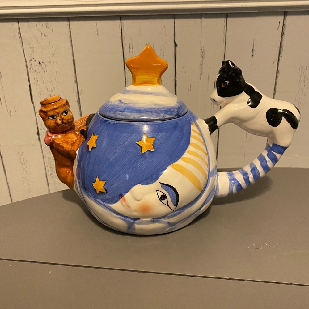 Teapot